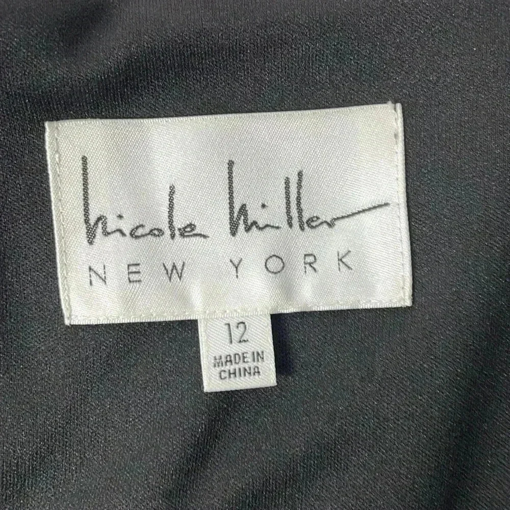 Nicole Miller Heavily Embroidered Black dress. Size 12 work party vacation date - Picture 3 of 5